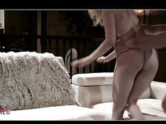 Hochschule, Kehlenfick, Schwanz, Hd, Natürlichen titten, Zierlich, Hintern versohlen, Titten