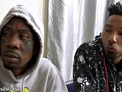 Grosse bite, Noire, Sucer une bite, Tir de sperme, Partouze, Groupe, Interracial, Nénés