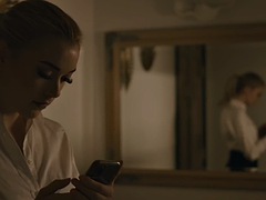 Bondage domination sadisme masochisme, Lesbienne, Mère que j'aimerais baiser, Bureau, Police, Rousse roux, Tatouage, Uniforme