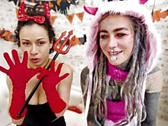 ディルド, エクストリーム, 指いじり, キス, レズビアン, オナニー, ストリッピング, オッパイの