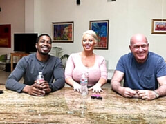 Schlafzimmer, Hinter den kulissen, Braunhaarige, Hardcore, Interrassisch, Masturbation, Milf, Muschi