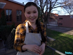 Любители, Американки, Брюнетки, Кончили внутрь, Межрасовый секс, На природе, На публике, Сиськи