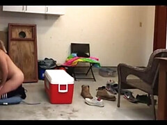 Hot Blonde MILF ScarlettRavenXO Takes Off Condom at Gloryhole for Stranger