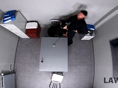 Blasen, Braunhaarige, Europäisch, Büro, Polizei, Realität, Rau, Jungendliche (18+)