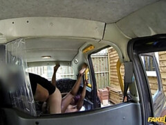 Pijpbeurt, Auto, Hondjeshouding, Sperma in gezicht, Vingeren, Likken, Buiten, Kut duiken