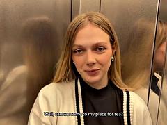 Amateur, Beauté, Blonde, Sucer une bite, Couple, Mignonne, Européenne, Russe