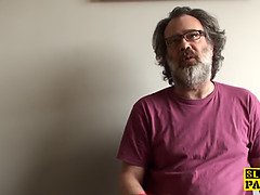 イギリス人, ぽちゃ, イマラチオ, 服従, Hd, お仕置き, 奴隷, ヤリマンの