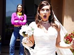 Gros cul, Gros seins, Doigter, Embrassement, Mère que j'aimerais baiser, Rasée, Dénudage, Nénés