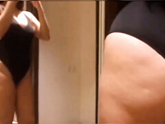 フェラチオ, エロ熟女, イく瞬間, ゲーム, インドネシア人, 日本人, おもらし, フェラする