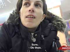 Raunchy porn actress giving head with money shot