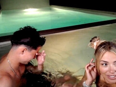 Enthousiasteling, Grote kont, Grote mammen, Blond, Huisgemaakt, Masturbatie, Moeder die ik wil neuken, Tiener