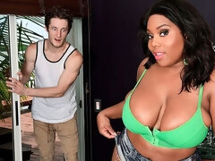 Belle grosse femme bgf, Gros cul, Sucer une bite, Grosse, Doigter, Branlette thaïlandaise, Mère que j'aimerais baiser, Rasée