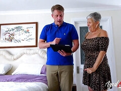 Arsch, Grosser arsch, Grosse titten, Vollbusig, Milf, Mutti, Natürlichen titten, Titten