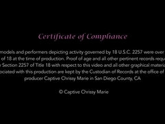 Enthousiasteling, Lieveling, Bondage discipline sadomasochisme, Grote mammen, Badpak, Bruinharig, Fetisj, Kokhalzen