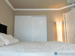 Hot MILF JessRyan Shows Off Her Phat Ass in Doggystyle