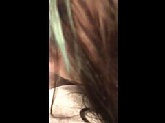 Brunette brune, Mignonne, En levrette, Bâillonner, Gothique, Interracial, Orgasme, Tatouage