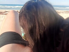 Playa, Mamada, Semen en la boca, Polla, Latina, Madres para coger, Al aire libre, Pov