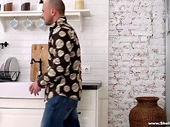 茶髪の, Hd, キス, 恥ずかしがりや, ガリガリ, ストリッピング, フェラする, ティーン