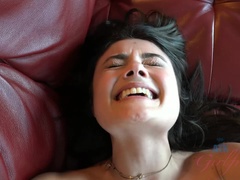 Любители, Брюнетки, Оргазм, От первого лица, Киски, Бритые, Носки, Сиськи