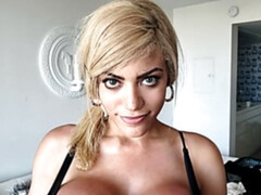 Gros cul, Gros seins, Sucer une bite, Branlette thaïlandaise, Mère que j'aimerais baiser, Pov, Tatouage, Nénés