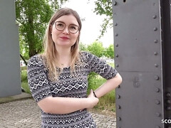 18 jahre, Leie, Frau frau mann, Hardcore, Pov, Öffentlich, Jungendliche (18+), Flotter dreier
