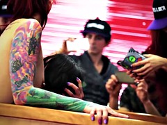 Bruinharig, Groep, Likken, Openbaar, Geschoren, Mager, Spaans, Speelgoed