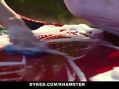 デカパイ, レズビアン, 淫乱熟女, 母, ペニスバンド, ティーン