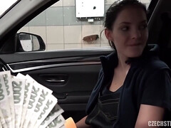 Anie Darling In Car Wash