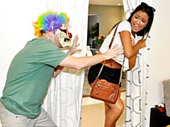 Жопа, Большой член, Минет, Брюнетки, Собачьи, Натуральные сиськи, Тощие, Молоденькие