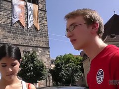 18 jaar, Pijpbeurt, Bruinharig, Man die toekijkt, Tsjechisch, Likken, Kut duiken, Tieten likken