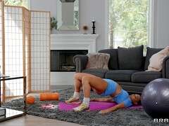 Amateur, Américain, Nana, Gros cul, Sucer une bite, Brunette brune, Hard, Réalité