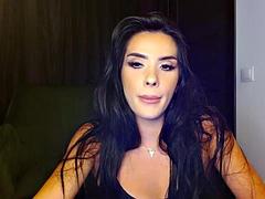 Amateur, Nana, Gros seins, Brunette brune, Fétiche, Solo, Nénés, Webcam