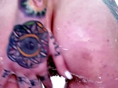 Fetisch, Fingern, Fußfetisch, Masturbation, Milf, Orgasmus, Dusche, Solo