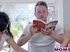 Tir de sperme, Mère que j'aimerais baiser, Rasée