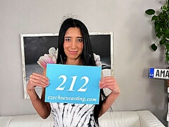 Amateur, Gros cul, Grosse bite, Gros seins, Brunette brune, En levrette, Pov, Maigrichonne