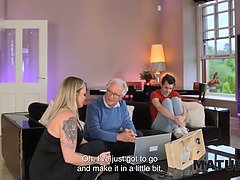 Culo, Tetas grandes, Bizarro, Rubia, Ama de casa, Madres para coger, Medias largas, Esposa