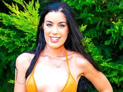 Enthousiasteling, Grote kont, Grote mammen, Bruinharig, Vingeren, Ondergoed, Masturbatie, Alleen