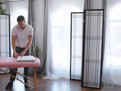 Жопа, Большие сиськи, Латиноамериканки, Массаж, Милф, Киски