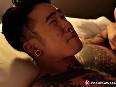 Anal, Asiático, Corrida, Gay, Sexo duro, Besar, Músculo, Tatuaje