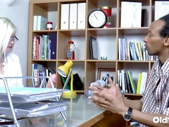 美女, ぽっちゃり, デカチン, デカパイ, 黒人, ハードコア, 異人種間, 看護婦