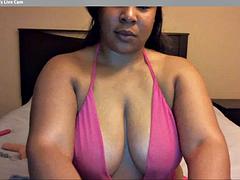 Красотки, Толстушки, Большие сиськи, Черные, Черненькие, Мастурбация, Соло, Сиськи