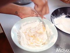 Grosse bite, Noire, Femme couguar, Noir ébène, Hd, Interracial, Mère que j'aimerais baiser, Nénés