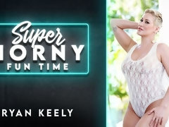 ぽっちゃり, 目瞪口呆, 手コキする, 淫乱熟女, 剃毛, ストリッピング, おもちゃ, ウェブカメラ