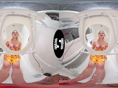 Blonde Fetish VR Seduction in a Sizzling Erotic Encounter