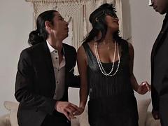 Садо мазо, Минет, Бондаж, Брюнетки, Рогоносцы, Секс без цензуры, Сиськи, Жена