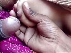 Grosse bite, Sucer une bite, Éjaculer dans la bouche, Tir de sperme, Pieds, Indienne, Nue, Nénés