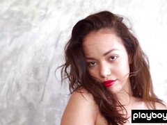 18 jaar, Aziatisch, Naakt, Klein, Kut duiken, Alleen, Tiener, Tieten likken