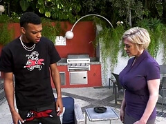 In den arsch, Grosse titten, Blasen, Schwanz, Reif, Milf, Rasiert, Strümpfe