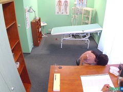 Amateur, Médecin, Doigter, Infirmière, Bureau, Chatte, Uniforme, Voyeur