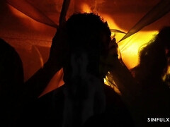 Blasen, Paar, Kehlenfick, Hd, Küssen, Orgasmus, Pornostars, Flotter dreier